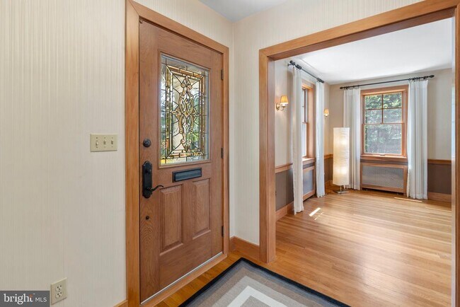 Building Photo - 5109 Fairglen Ln