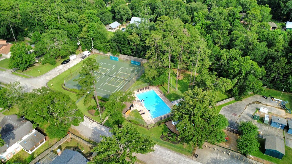 Building Photo - 3223 Deer Valley Dr