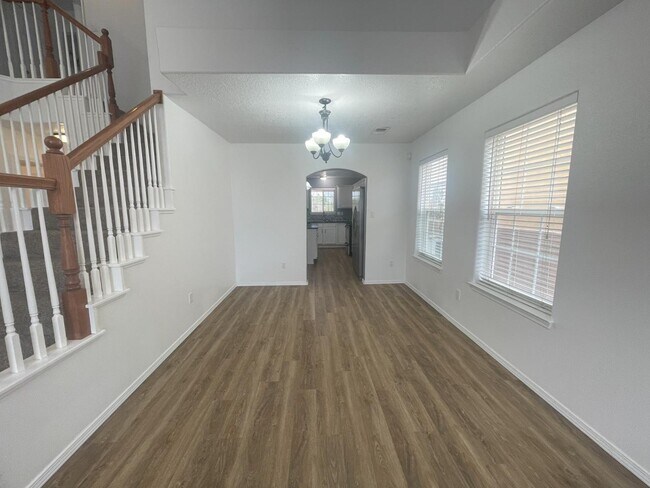 Building Photo - 5555 Mansfield Pl NW