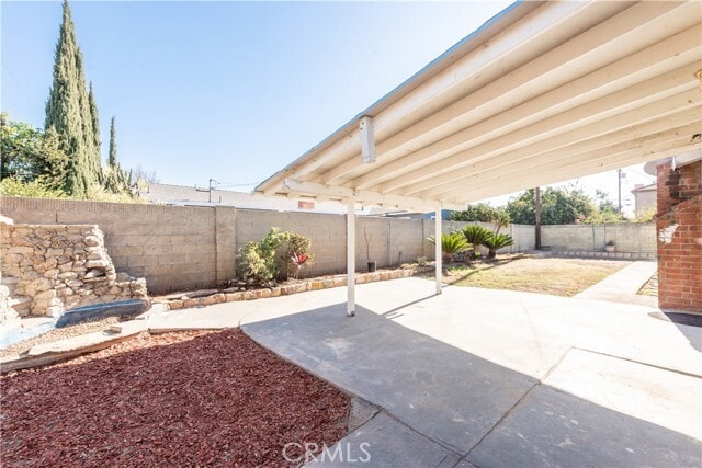 Building Photo - 8002 San Luis Cir