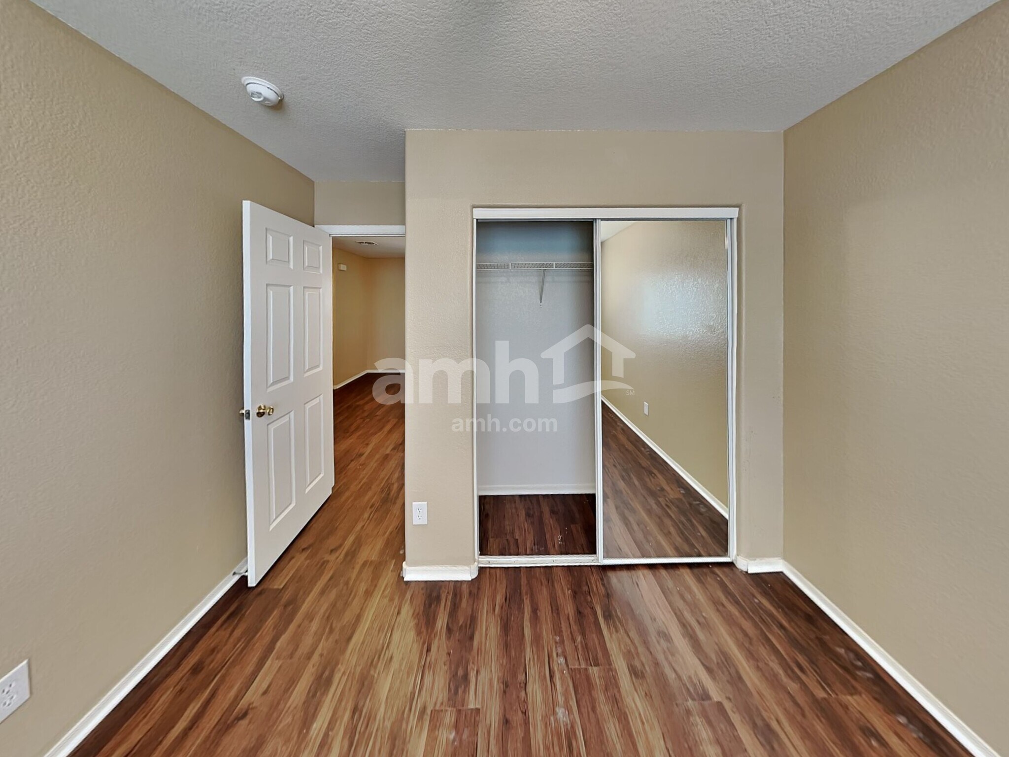 Building Photo - 4854 E Meadow Mist Ln