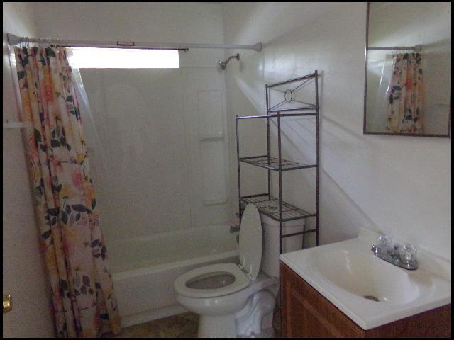 Building Photo - 48 S Wakefield Dr