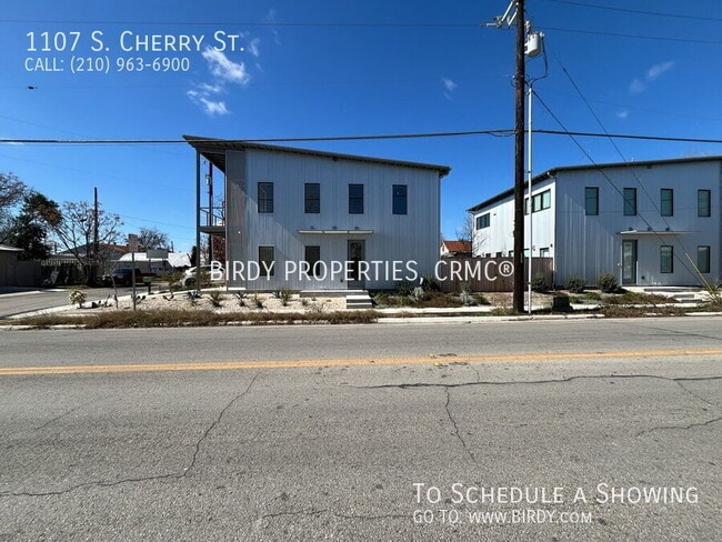 Building Photo - 1107 S Cherry St