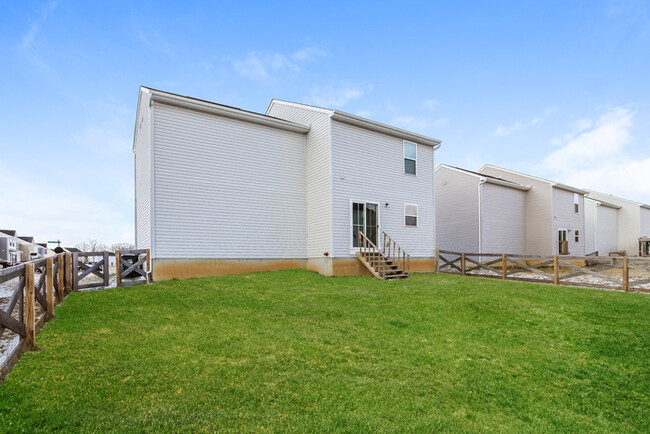 Building Photo - 4814 Sullivans Ridge Dr