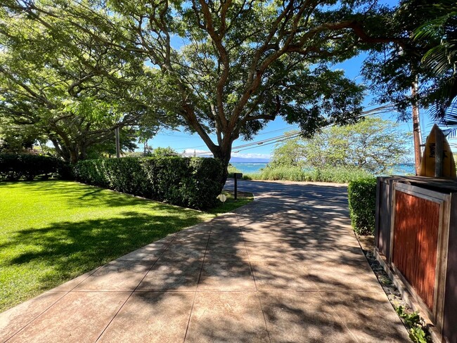 Building Photo - Luxury Oceanview Estate | Fully Furnished ...