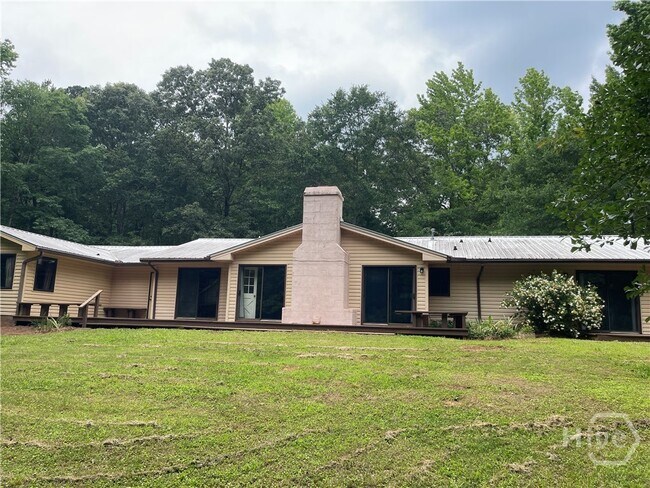 Building Photo - 170 Longview Dr