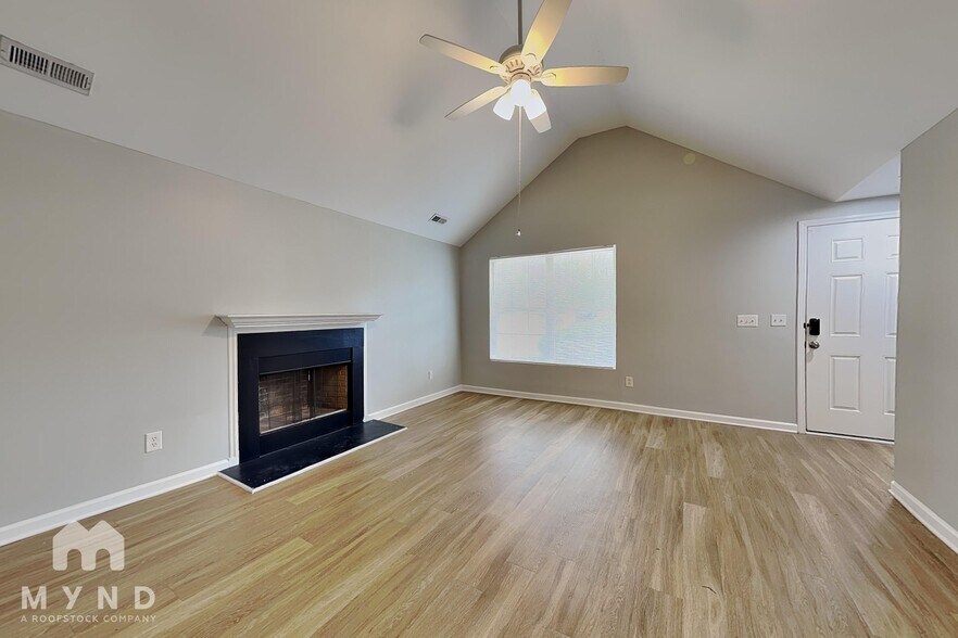 Building Photo - 3400 Fatima Ct