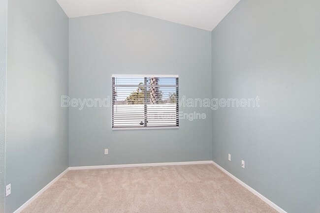 Building Photo - 903 Connecticut St