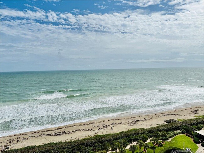 Building Photo - 9500 S Ocean Dr