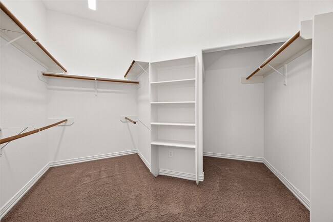 Building Photo - 18 Petal Park Pl