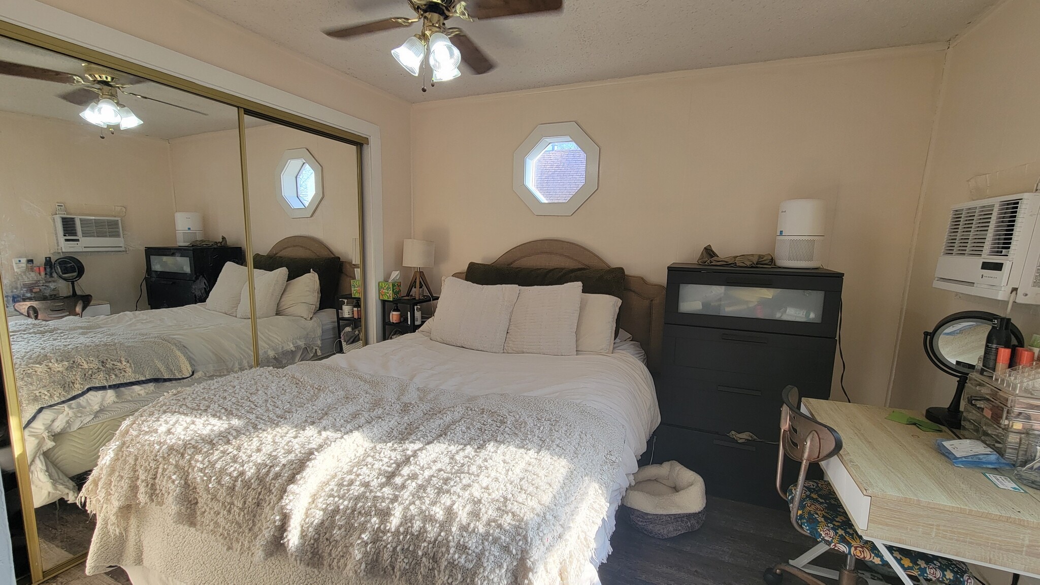 Building Photo - 1329 Connecticut St