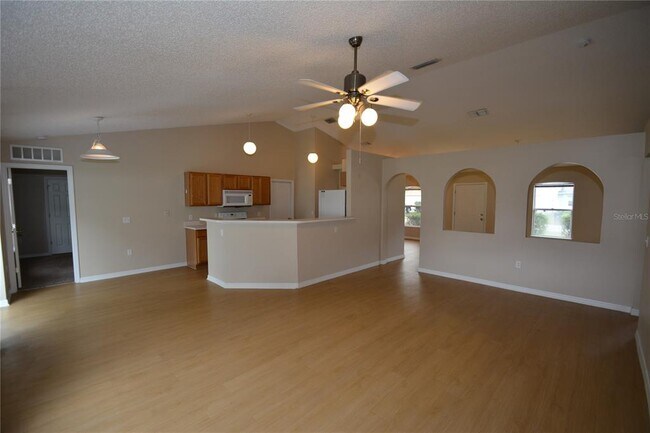 Building Photo - 5 Kathleen Trail