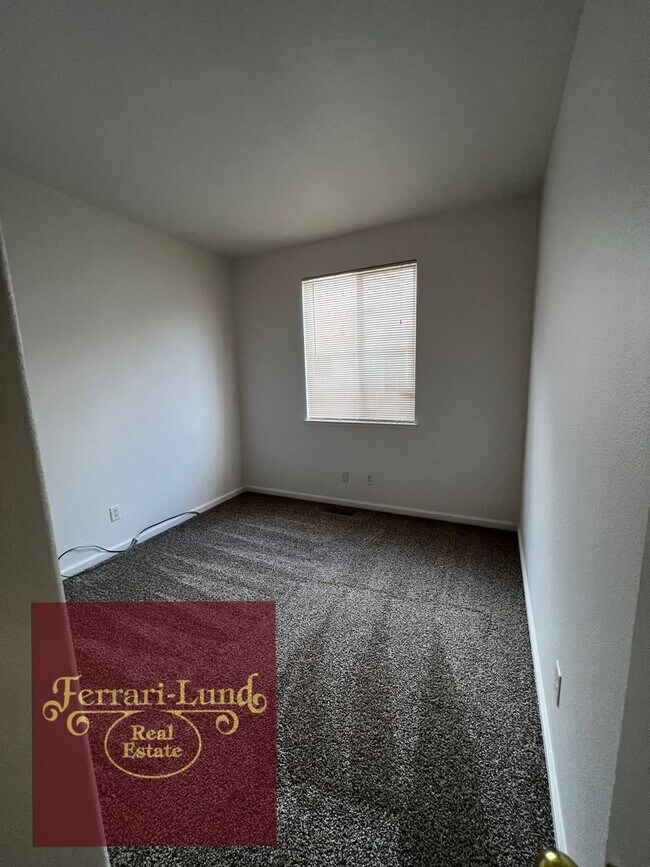 Building Photo - ?? Home in the Vistas in East Sparks- Kay DeAlba Property!! ??