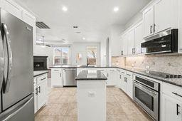 Building Photo - 12913 Palancar Dr