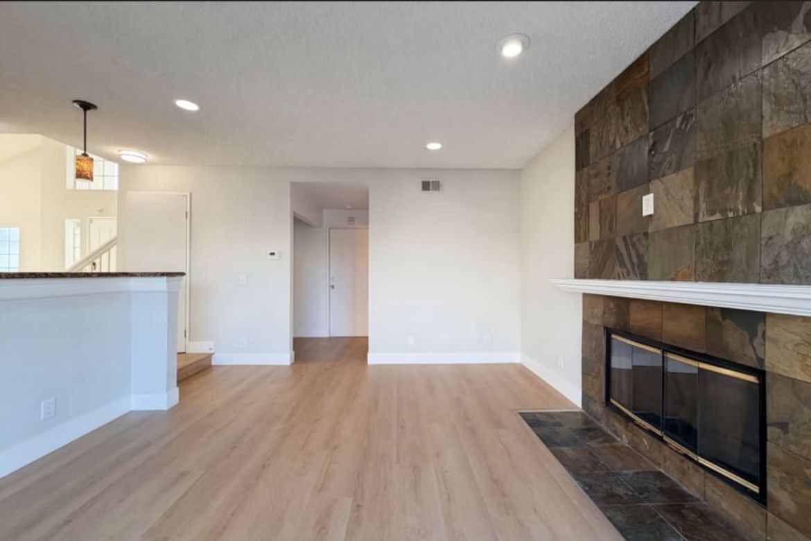 Building Photo - 37740 Duffel St