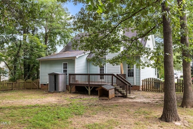 Building Photo - 2837 Tryon Pines Dr