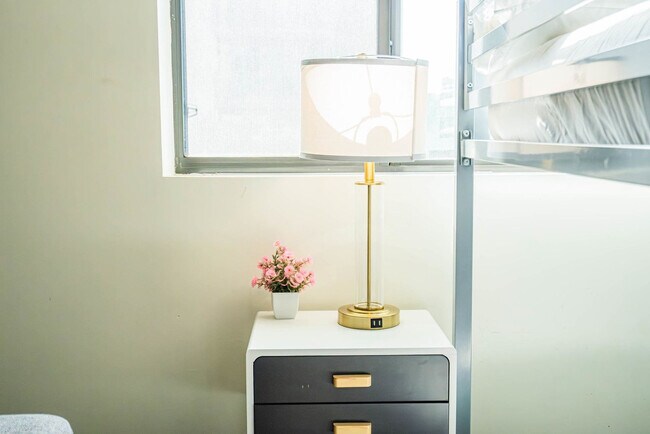 Building Photo - 333 E Roosevelt St