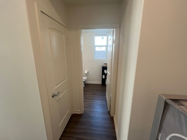 Building Photo - 24943 Dassault Ct