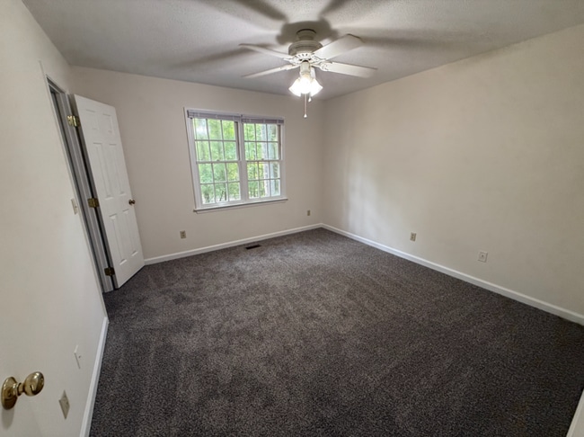 Building Photo - Beautiful Cary Townhome