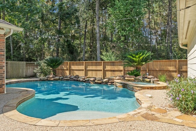 Building Photo - 122 N Westwinds Cir