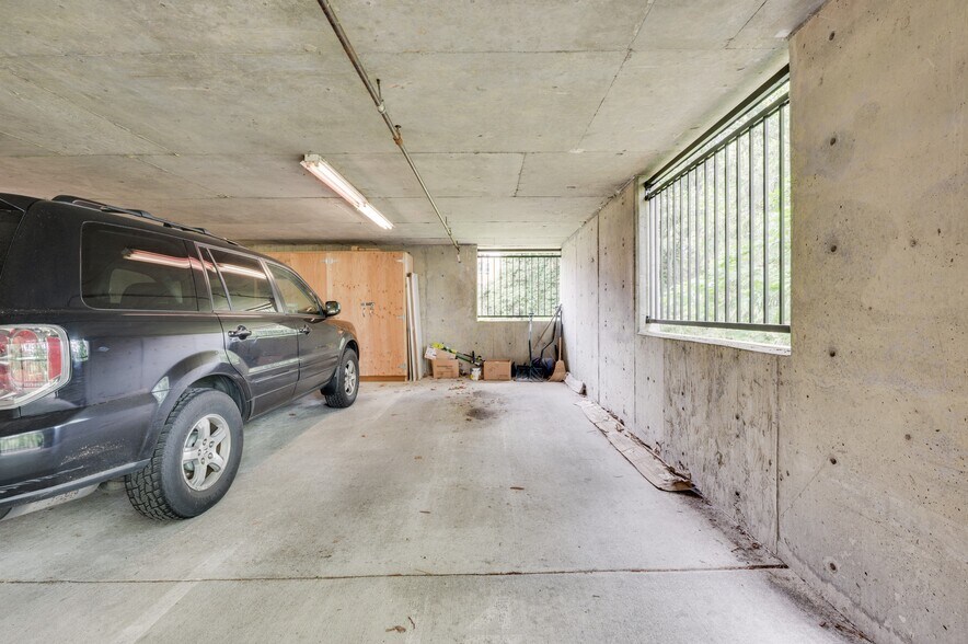 Building Photo - 18210 73rd Ave NE