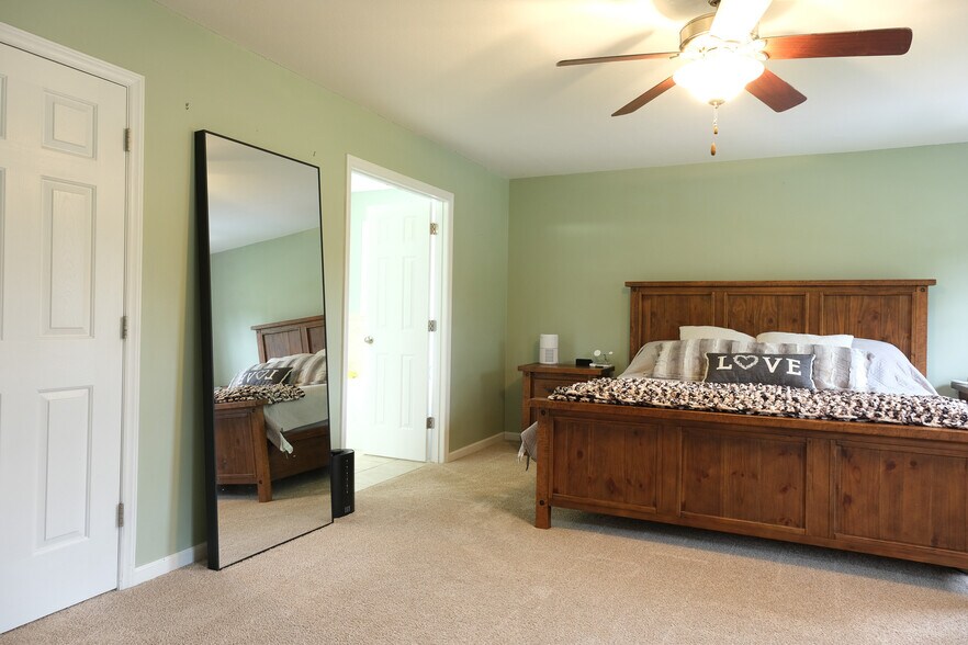 Building Photo - 175 Hunters Rdg