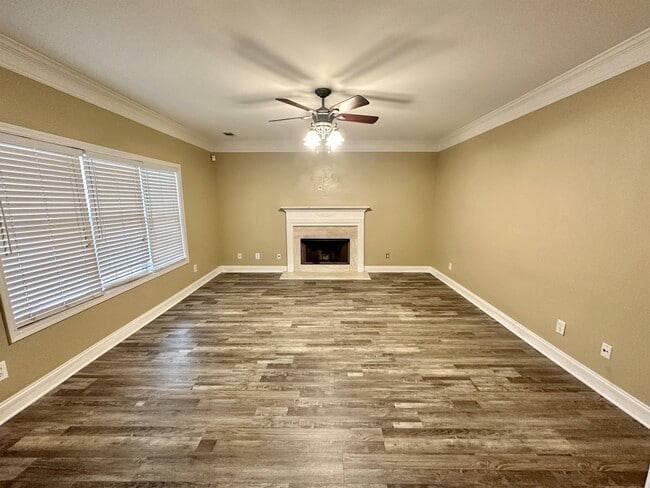 Building Photo - 224 Calli Ct