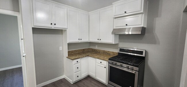 Building Photo - 3514 Leroy St