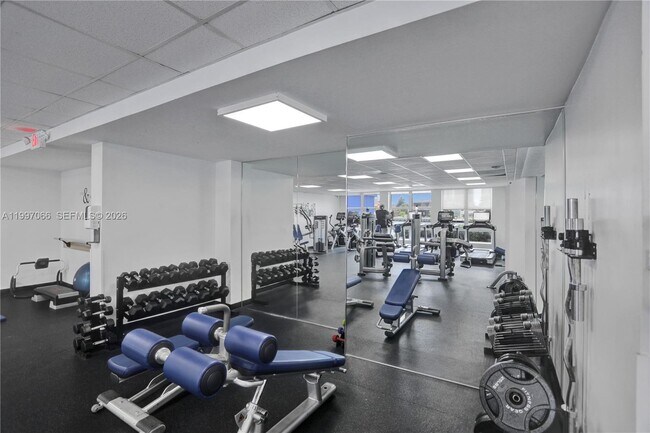 Building Photo - 19101 NE 36th Pl