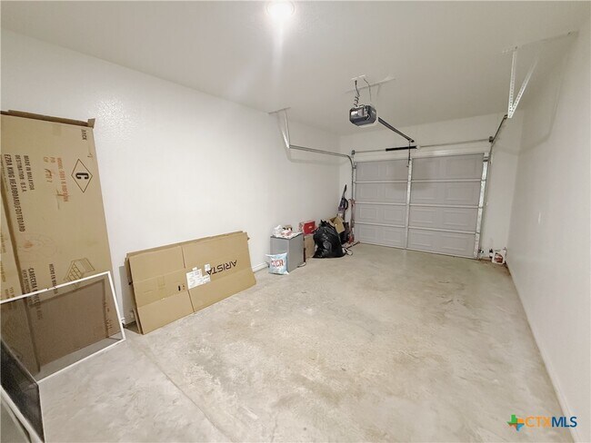 Building Photo - 215 A Riptide Dr