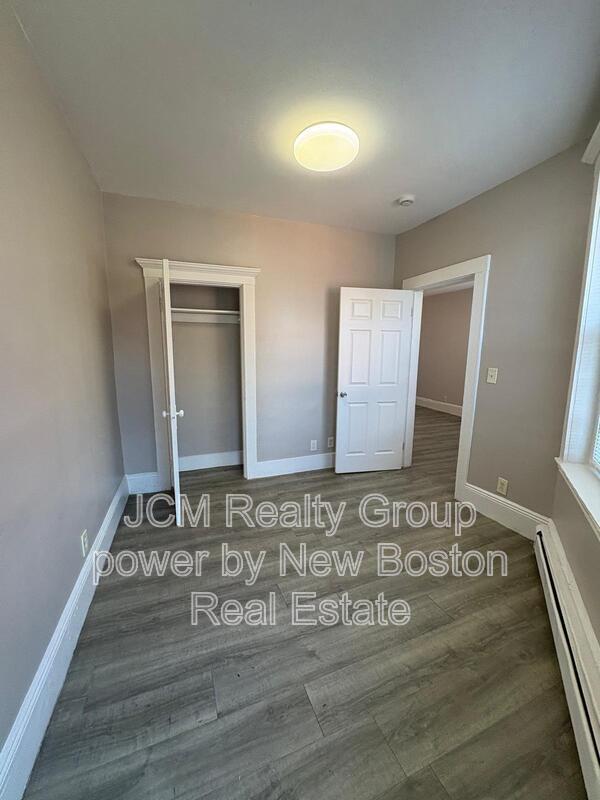 Building Photo - 116-124A Central Ave