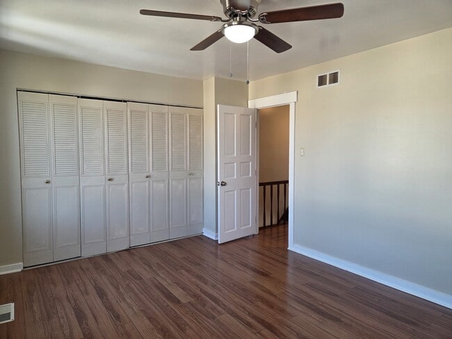 Building Photo - 8044 Mars Pl