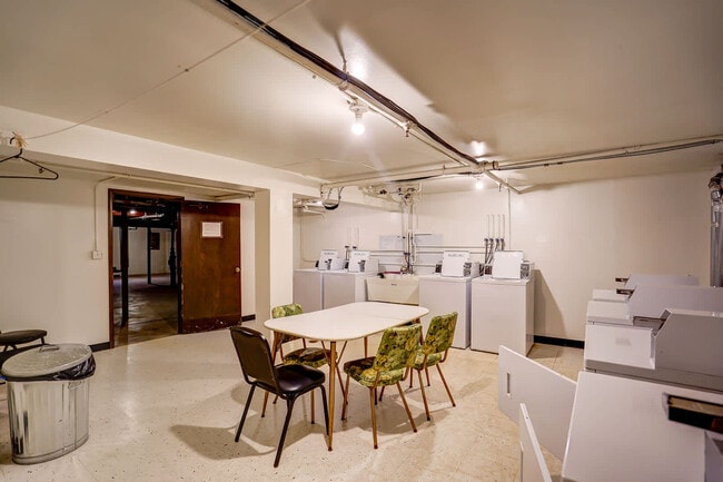 Building Photo - 3367 S 100th St