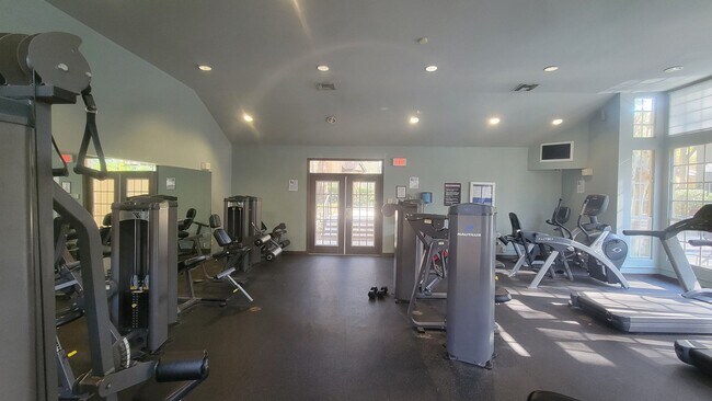 Building Photo - 2/2 First Floor Condo in Azur at Metrowest