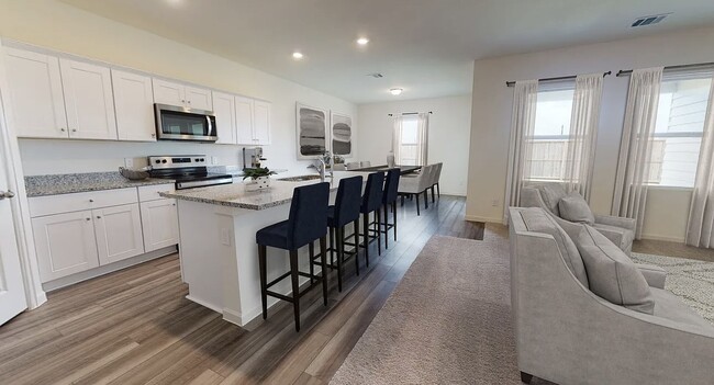 Building Photo - 4017 Silver Linden