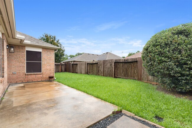 Building Photo - 22848 Lantern Hills Dr