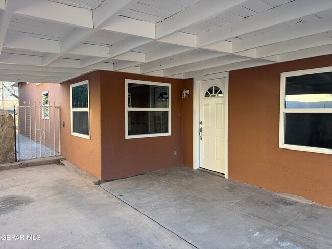 Building Photo - 218 Easter Way