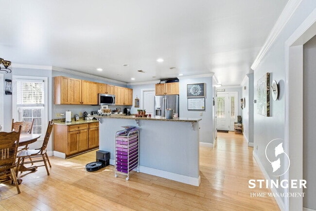 Building Photo - 2414 Waddell Rd