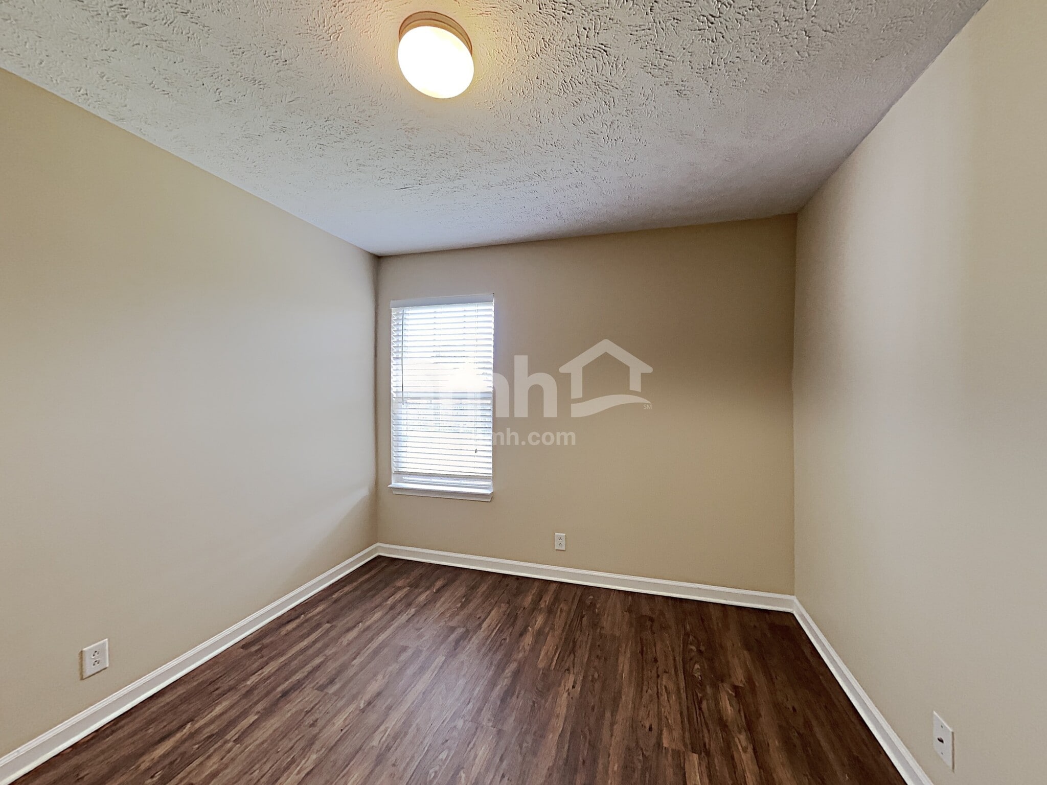 Building Photo - 1331 Mac Duff Dr