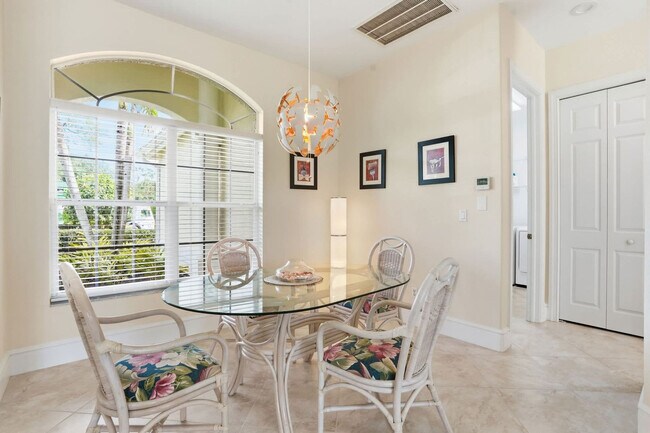 Building Photo - 1154 Augusta Falls Way