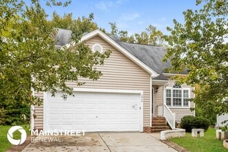 Building Photo - 2016 Spring Creek Dr