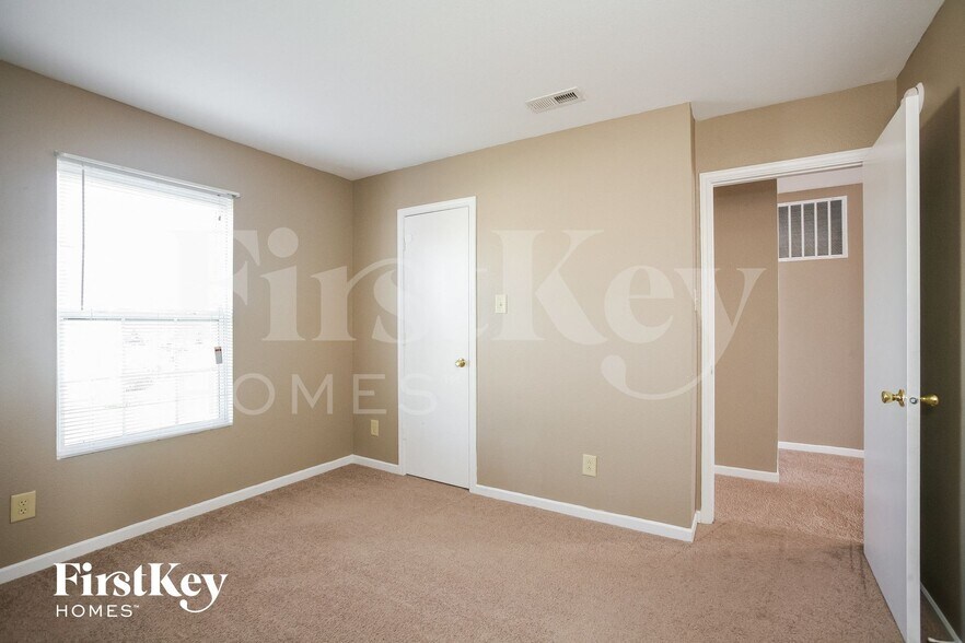 Building Photo - 8324 Burket Way