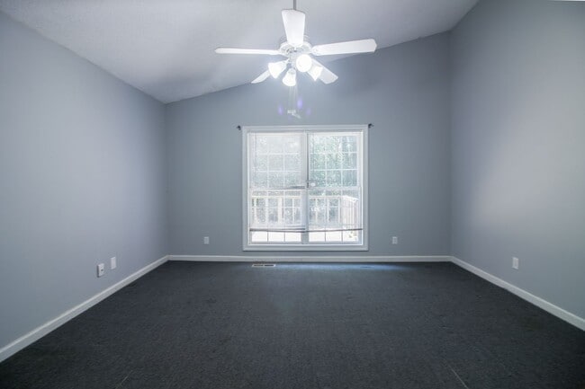 Building Photo - Midtown Brick home