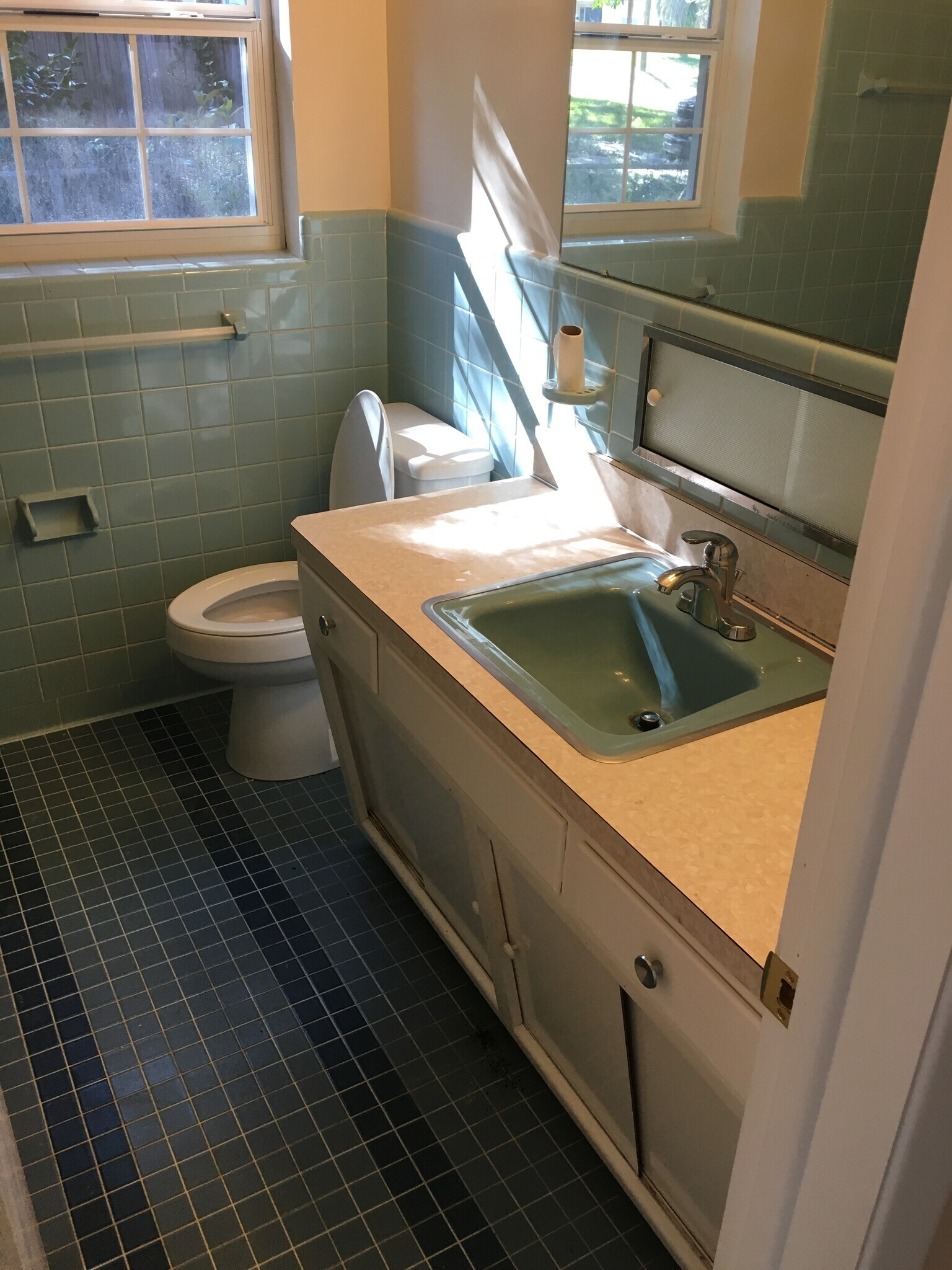 Building Photo - 3986 Edidin Dr