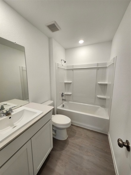 Building Photo - 12047 Noble Wood Vlg