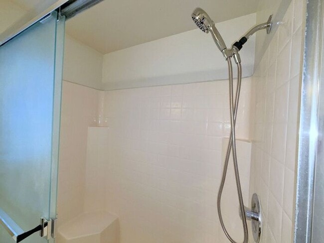 Building Photo - NW Reno Single Story House - 2 Car Garage/Fully Landscaped Yard