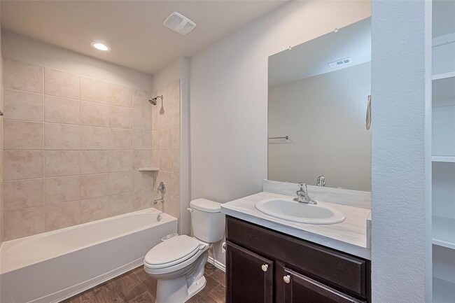 Building Photo - 15312 Timber Preserve Ln