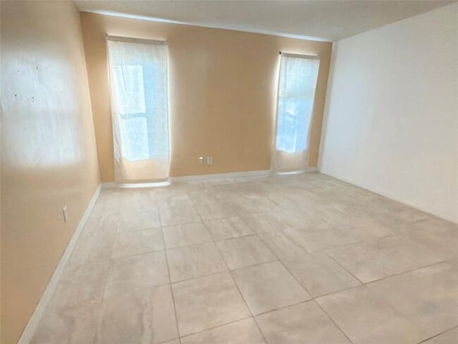 Building Photo - 8350 NW 46th St