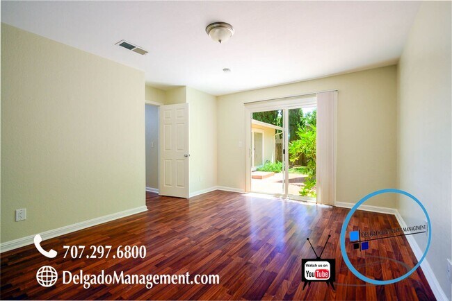 Building Photo - Benicia corner lot beautiful home