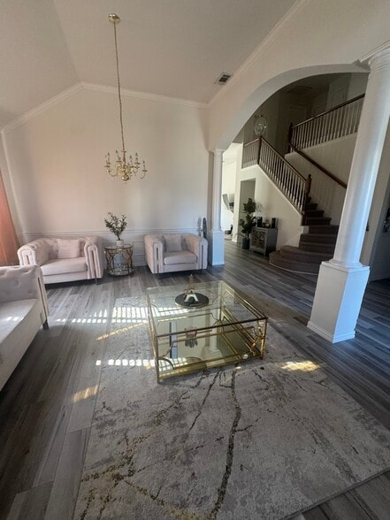 Building Photo - 4522 Oak Shores Dr